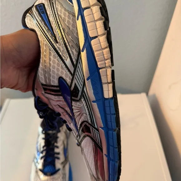 BROOKS Adrenaline GTS 14 Men’s Running Shoes Size 10.5 Silver Blue Support - Picture 6 of 13